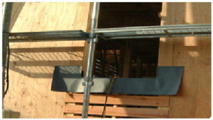耐力壁とする合板下地と小幅板の併用部分。